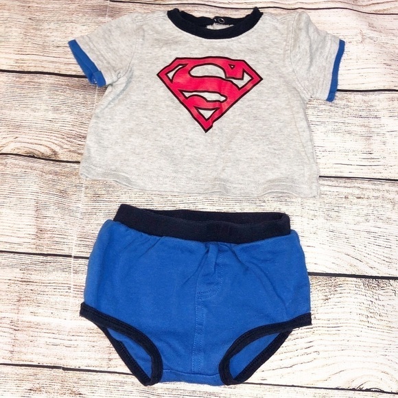 Superman Infant shirt and diaper cover Size 6 Months - Picture 1 of 7